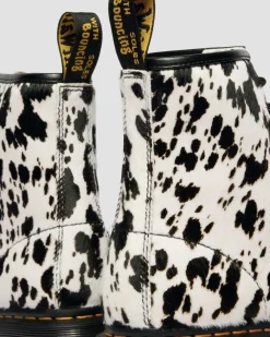 1460 Bex Dalmatiner Hair On Leder Stiefel in Creme & Schwarz