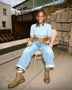 2976 Crazy Horse Chelsea Boots mit gelben Nähten in Dunkelbraun