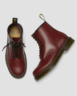 1460 Glattleder Schnürstiefel in Cherry Red