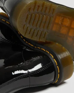 1460 Lackleder Schnürstiefel in Schwarz