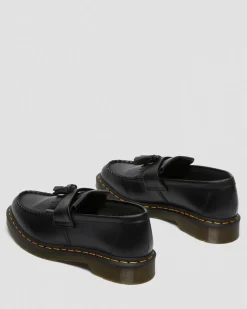 Adrian Yellow Stitch Glattleder Tassle Loafer in Schwarz