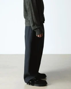 Jorge Made In England Wildleder Mules in Schwarz