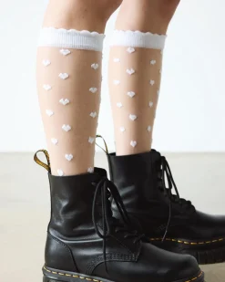 Kurze Mesh Bio-Baumwoll Socken mit Herzen in Weiß