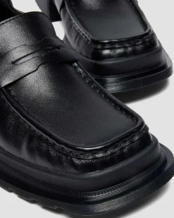 MAYBOLE SQUARE TOE RUCHED LEDER LOAFER in Schwarz