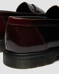 Mayfare Rub Off Leder Loafer in Cherry Red