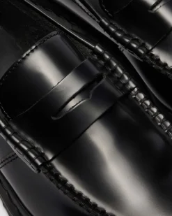 PENTON MONOCHROMER GLATTLEDER LOAFER in Schwarz