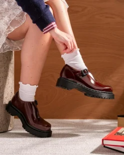 Rejena Mary Jane Lackleder Schuhe in Cherry Red