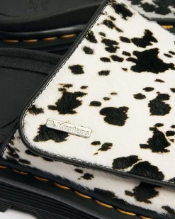 Zebzag Dalmatian Hair On Leder Plateau Slides in Creme & Schwarz